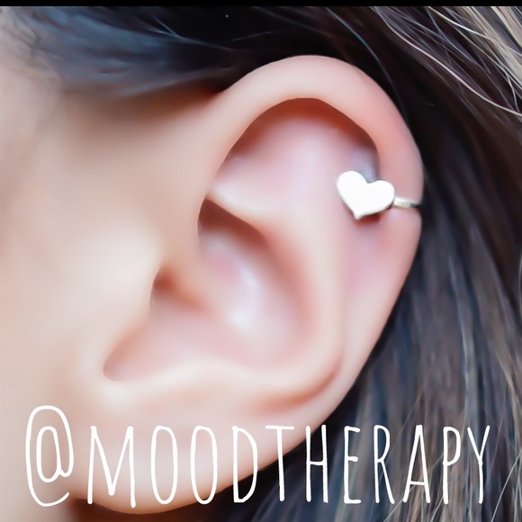 Moodtherapy Jewelry - 925 Sterling Silver Non Pierced Sweetheart Ear Cuff Clip On Heart Earring